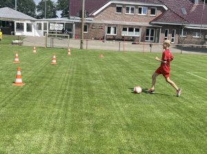 Ferienpass-Aktion: 60 Kinder machen DFB-Abzeichen